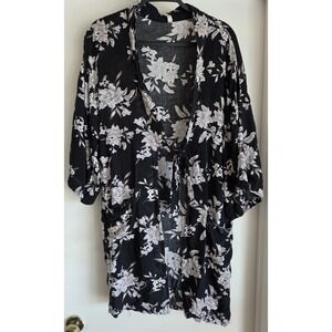 Spiritual Gangster Kimono OS Black White Floral 3/4 Sleeve Boho Wrap Cover